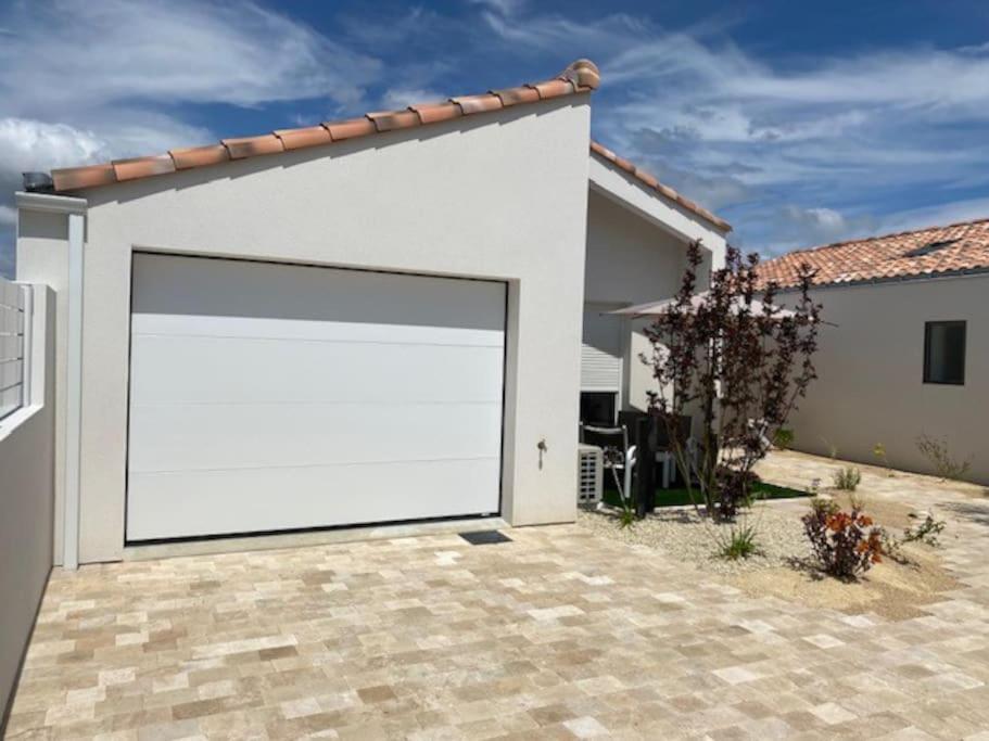 Maison Neuve Zone Coulee Verte Menant A L'Ocean Saint-Gilles-Croix-de-Vie Esterno foto